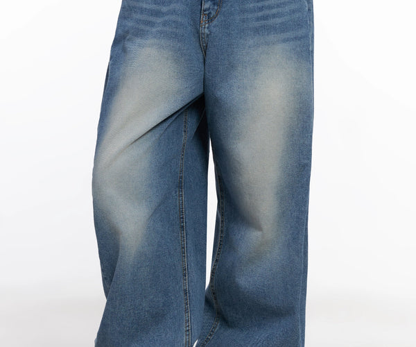 Ruthie Side Pleat Relaxed-Fit Jeans IS515 - Acubi style | LEWKIN