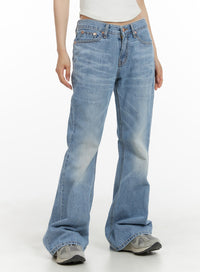 light-washed-bootcut-jeans-cm426 / Light blue