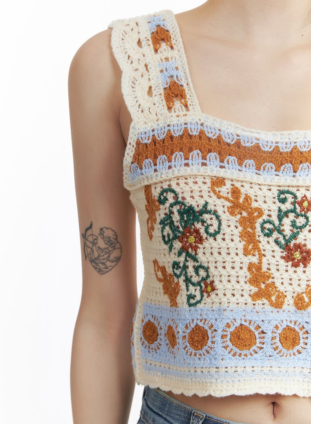 crochet-sleeveless-crop-top-oa426