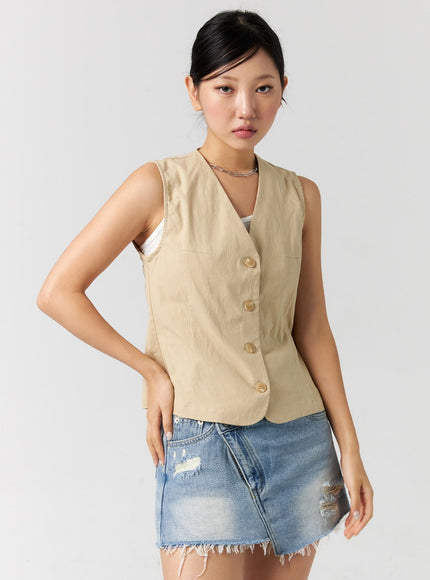 simple-button-vest-cg301