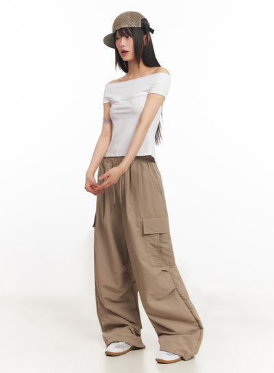 cargo-wide-leg-windbreaker-pants-iy502
