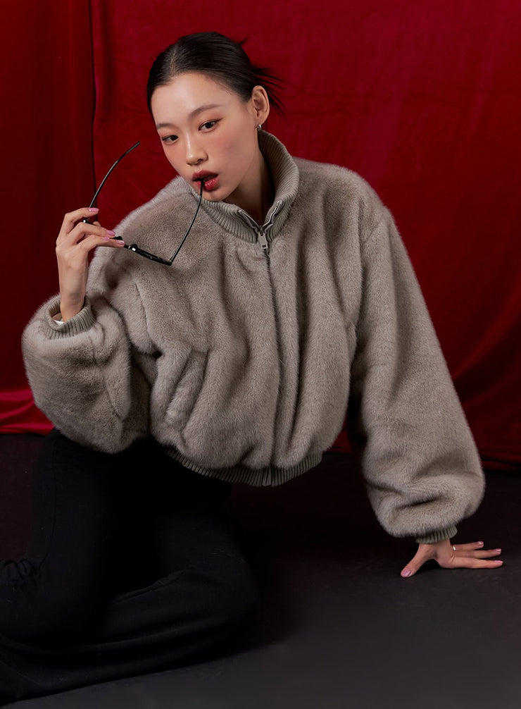 cozy-long-sleeve-crop-faux-fur-jacket-cd410