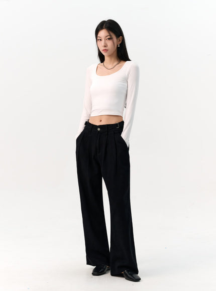 pintuck-tab-wide-pants-io320