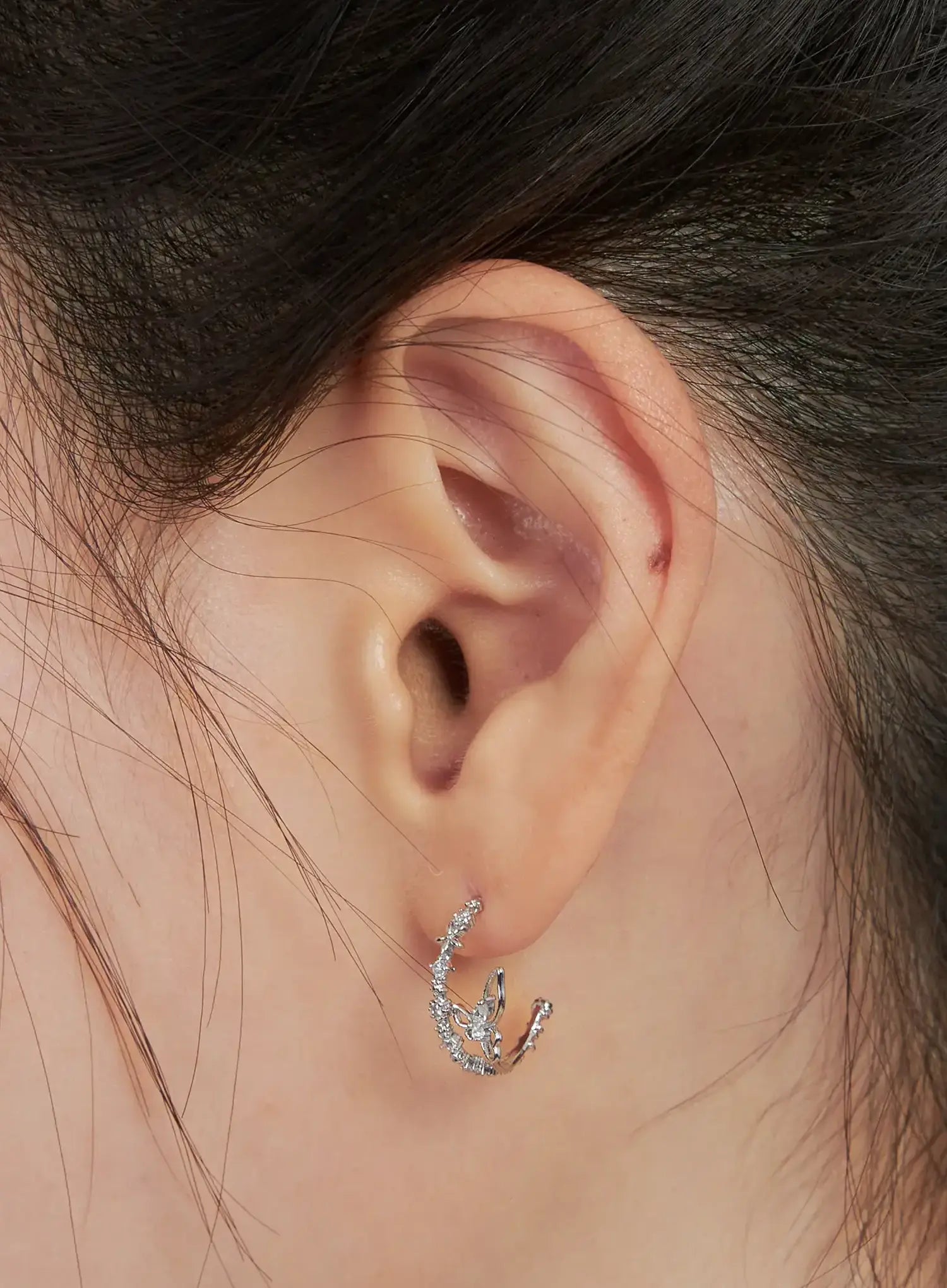 Cubic Wing Charm Hoops IN510