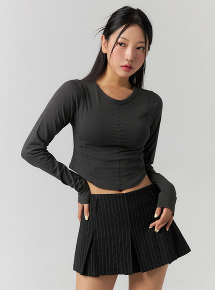 slim-fit-long-sleeve-crop-top-cs320