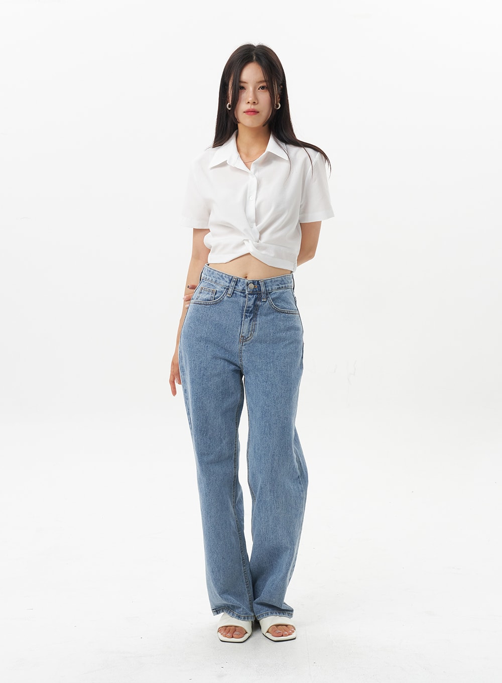 Mid-Wash Wide Jeans OU328 - Korean Women's Fashion | LEWKIN