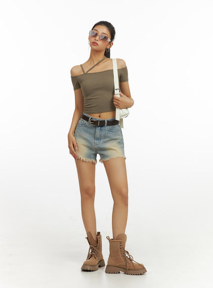 destroyed-hem-denim-shorts-iu412