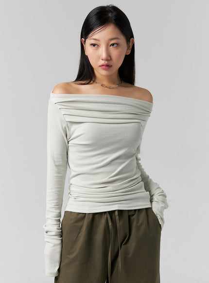 off-shoulder-long-sleeve-tee-cg329