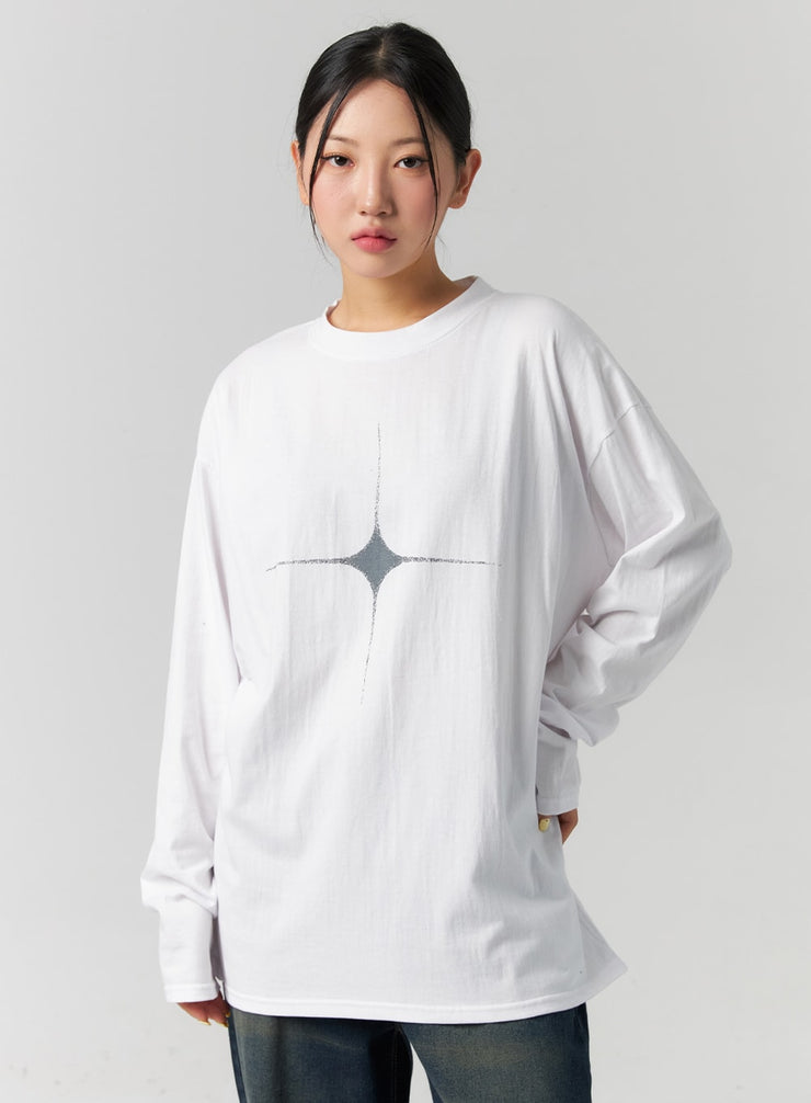 graphic-loose-fit-long-sleeve-tee-cs320