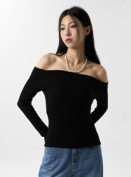 off-shoulder-long-sleeve-top-is315