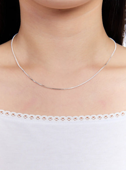 vera-blink-necklace-iu527