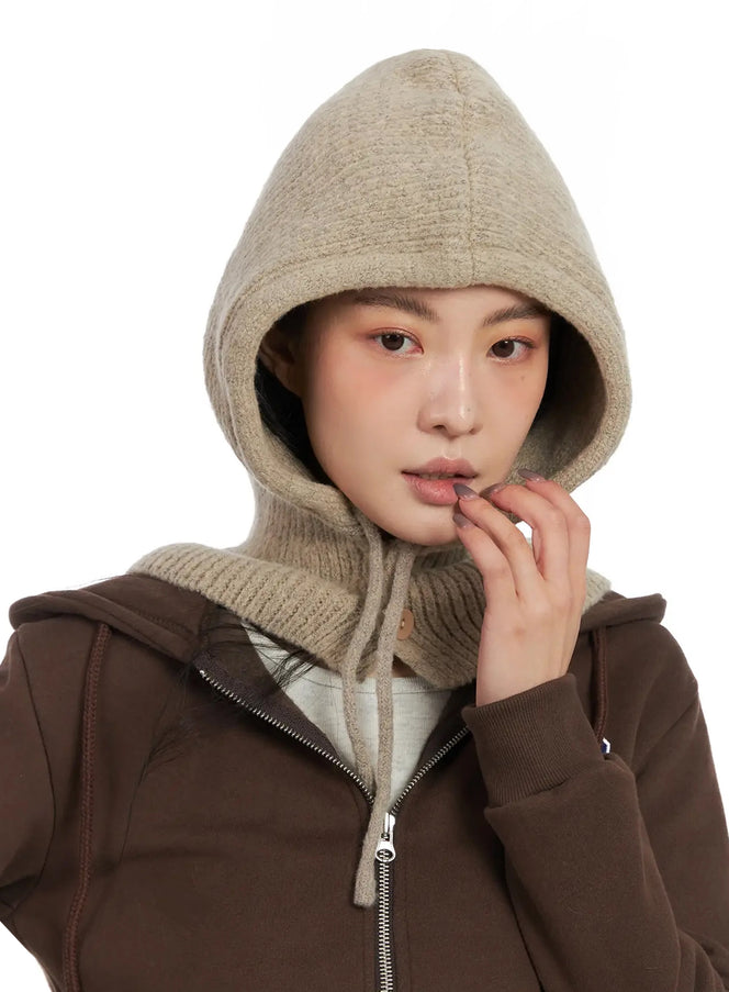 buttoned-knit-hood-hat-in528 / Beige