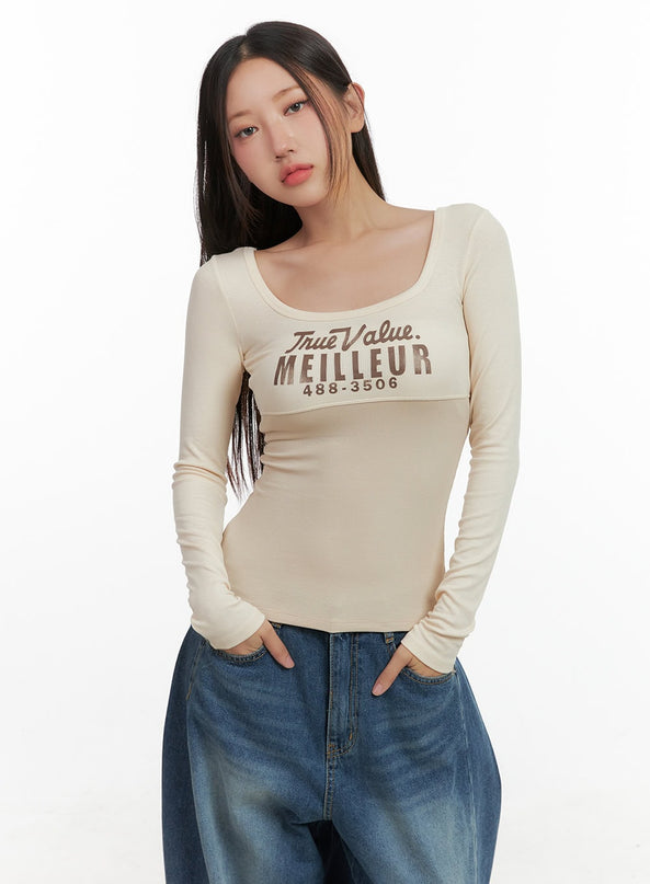 mixed-color-u-neck-letter-print-slim-tee-co404 / Beige