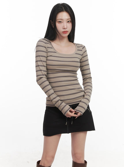 striped-slim-fit-long-sleeve-top-cj517 / Beige