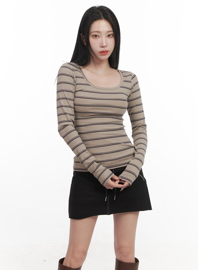 striped-slim-fit-long-sleeve-top-cj517 / Beige