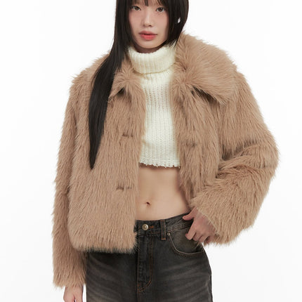 buttoned-faux-fur-jacket-cd426 / Beige