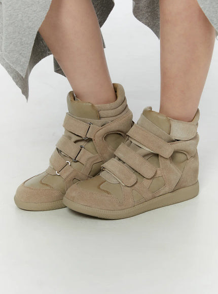 wedge-high-top-sneakers-cy519 / Beige