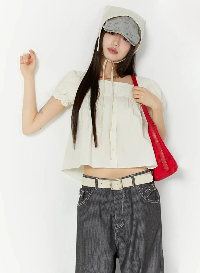 square-neck-puff-sleeve-blouse-iu518 / Beige