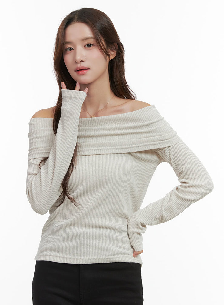 chic-solid-off-shoulder-blouse-oo421 / Beige