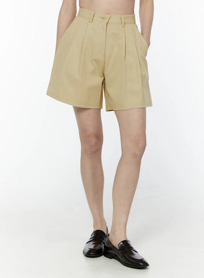 high-waist-pleated-wide-shorts-iu505 / Beige