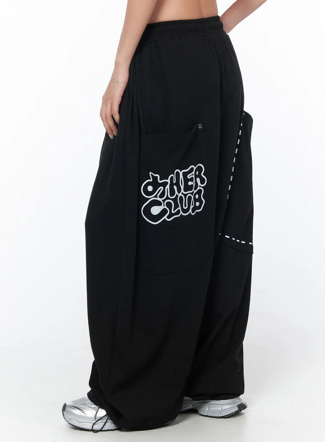 wide-leg-graphic-sweatpants-cy512 / Black