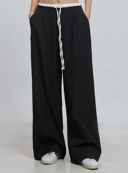layered-pintuck-wide-leg-pants-iu512 / Black