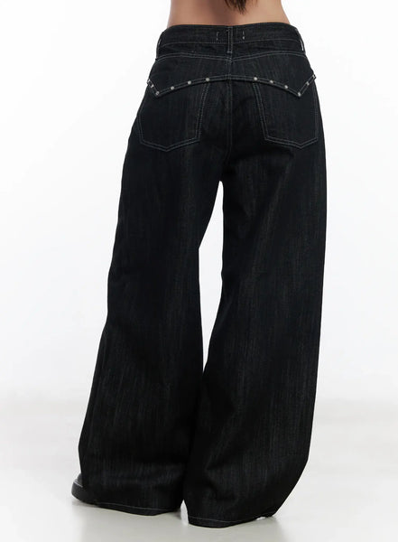 001_Black_2037cbe2-8a3e-4cd8-