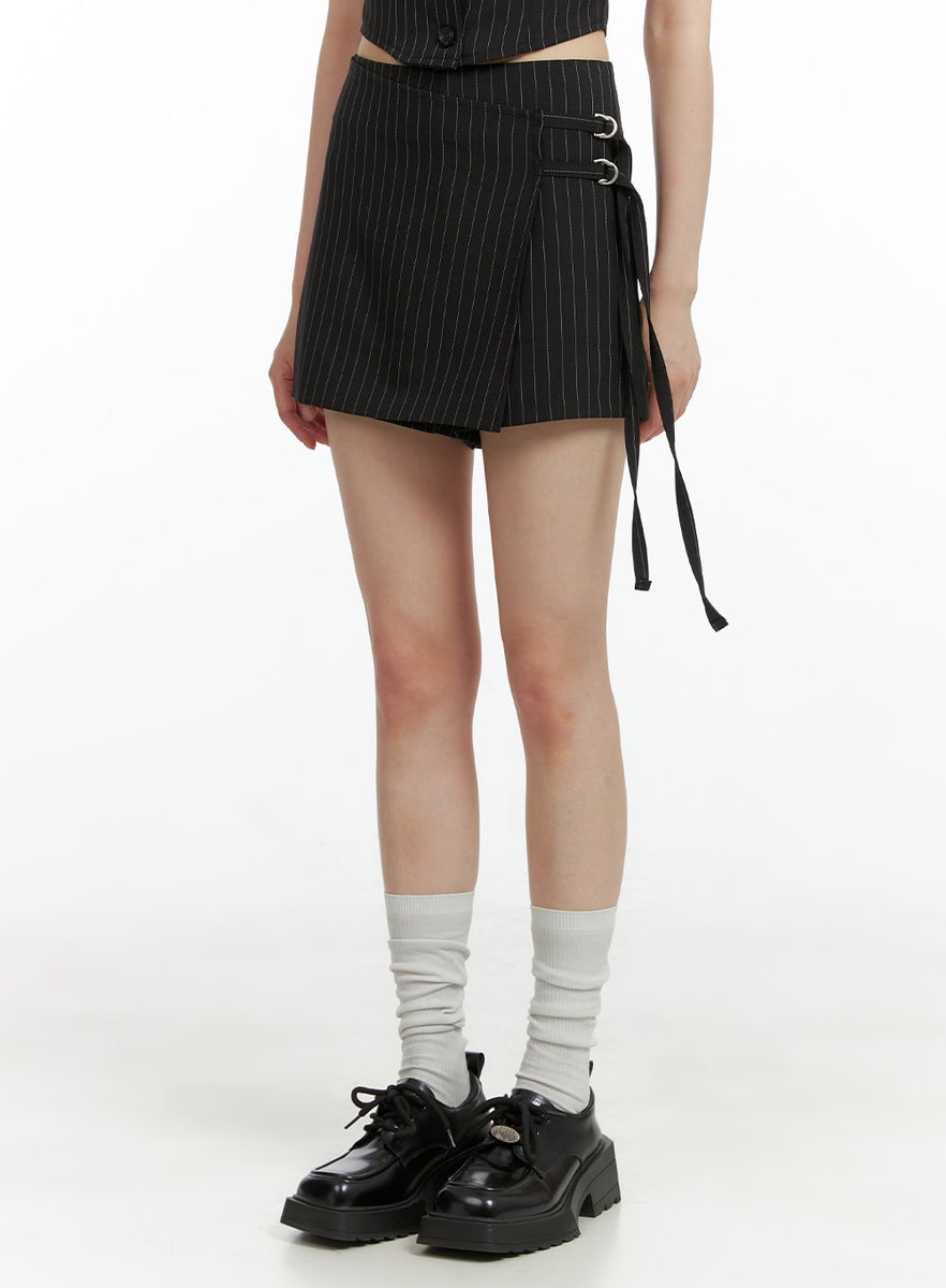 Stripe Buckle Wrap Shorts CL402 - Korean Women's Fashion | LEWKIN