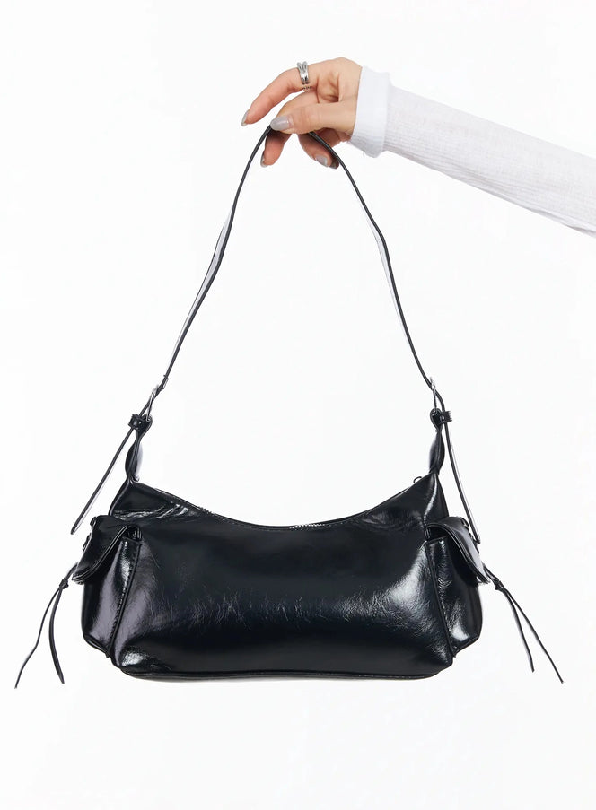 side-corset-detail-shoulder-bag-ca513 / Black