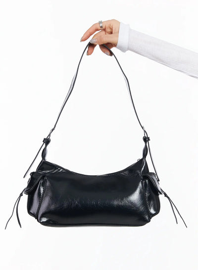 side-corset-detail-shoulder-bag-ca513 / Black