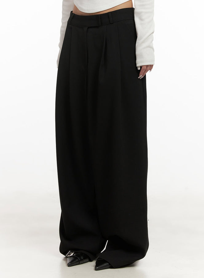 pintuck-wide-fit-slacks-cj508 / Black