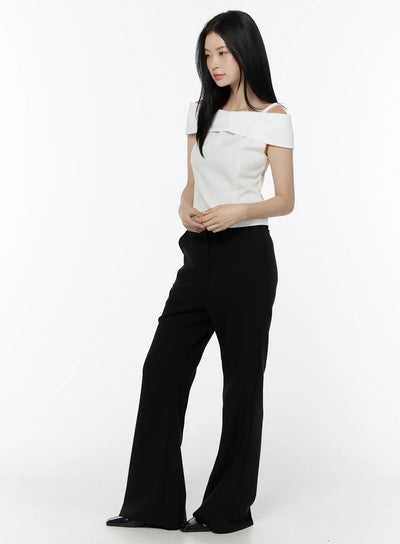 sleek-high-waisted-bootcut-slacks-iu503 / Black