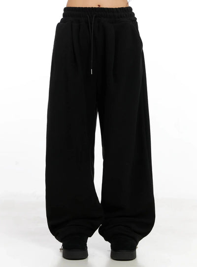 kessler-fleece-wide-leg-sweatpants-in528 / Black