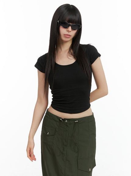 back-cut-out-crop-top-cl422 / Black