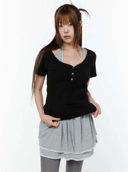 basic-heart-neck-button-top-cy519 / Black