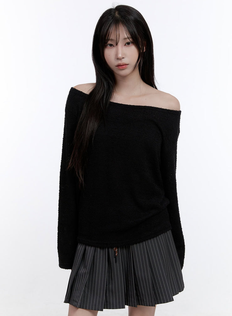 fuzy-soft-off-shoulder-long-sleeve-top-co418 / Black