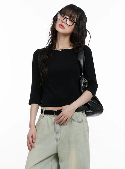 minimalist-black-boat-neck-top-il531 / Black