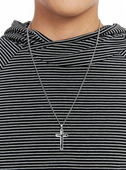 mens-cross-pendant-necklace-is502 / Black