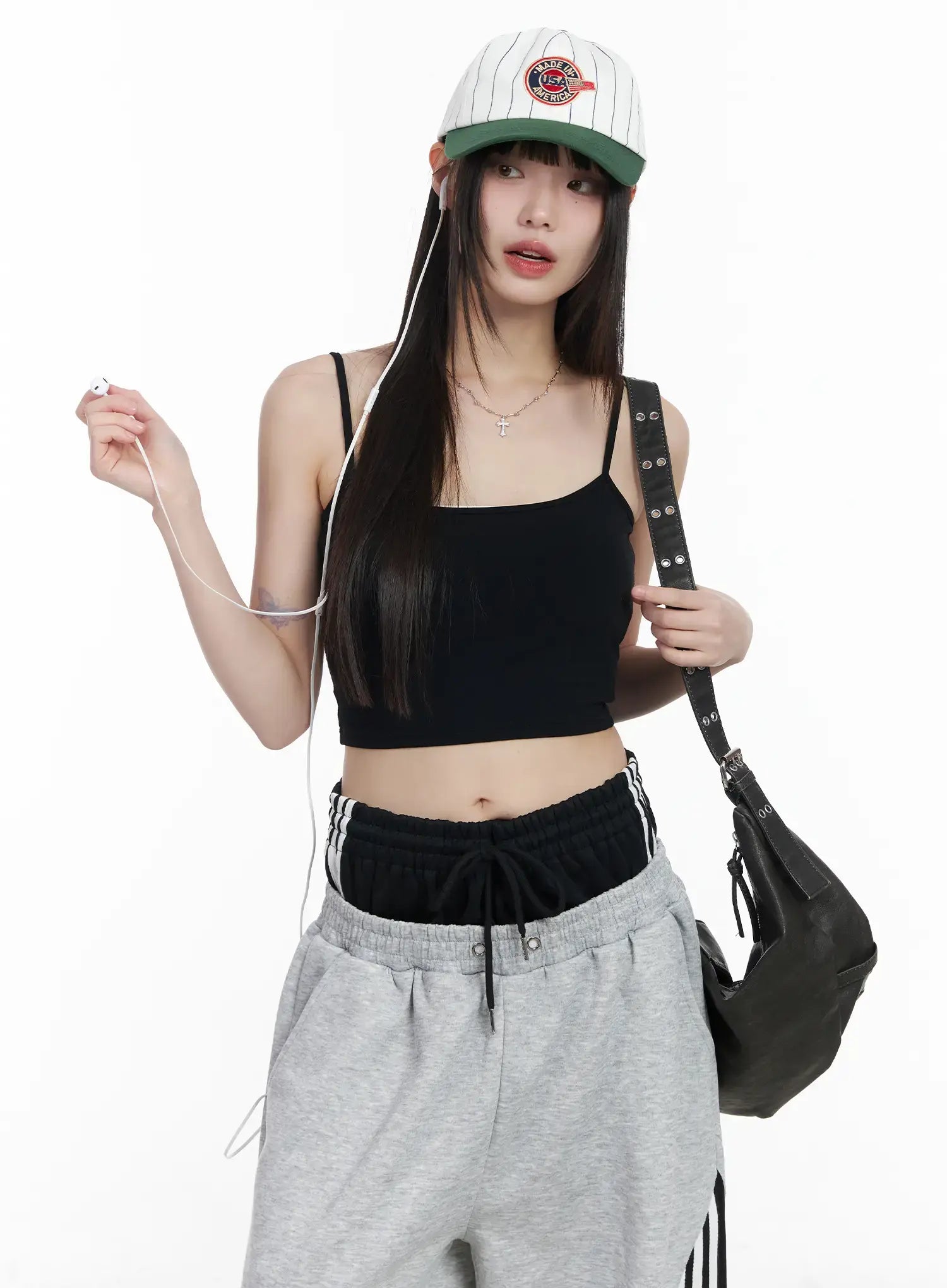 basic-cropped-tank-top-cm525 / Black