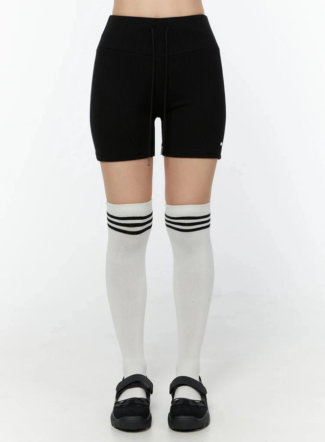 ribbed-high-waist-biker-shorts-iu522 / Black