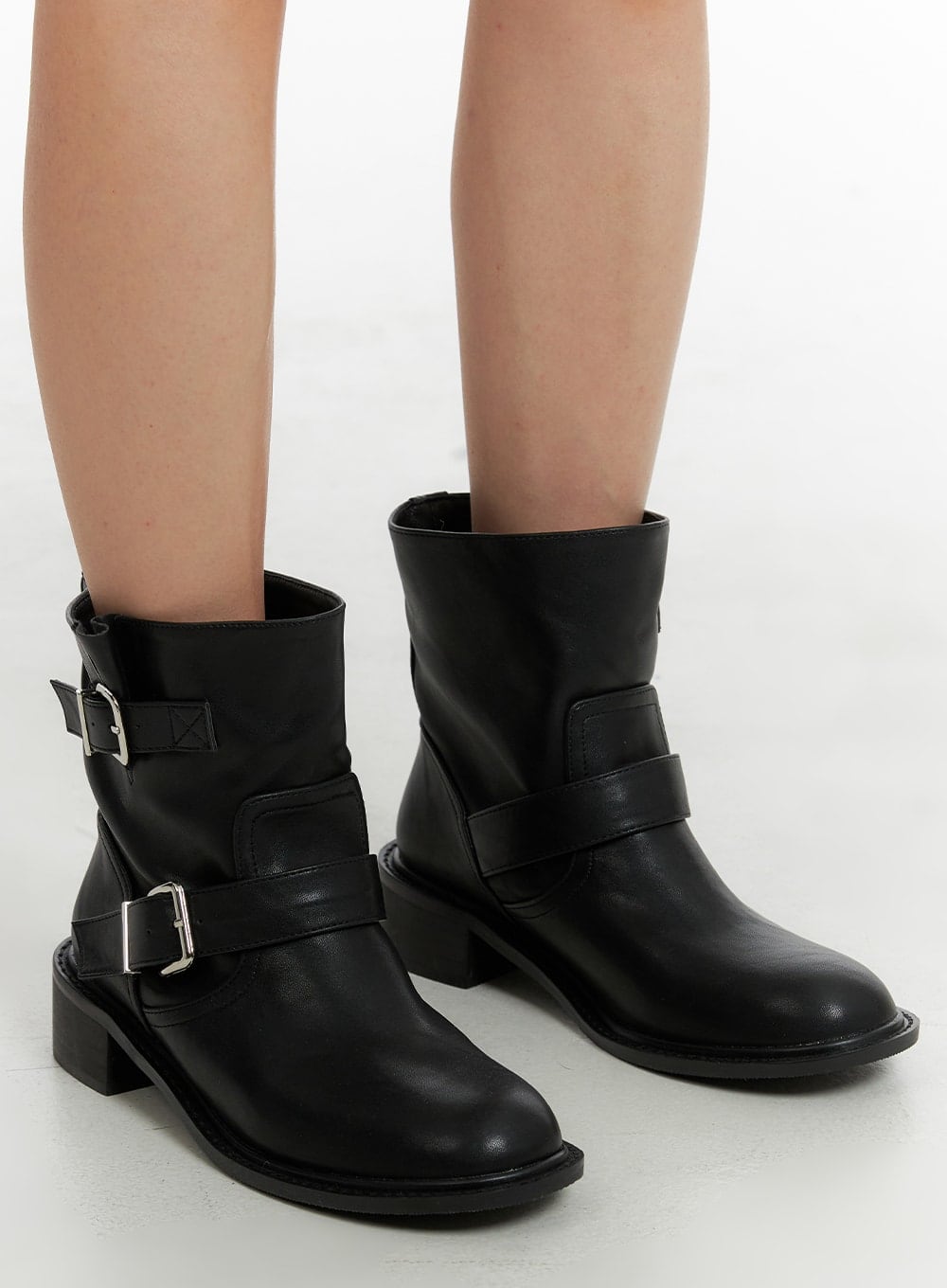 faux-leather-buckle-boots-cm427 / Black