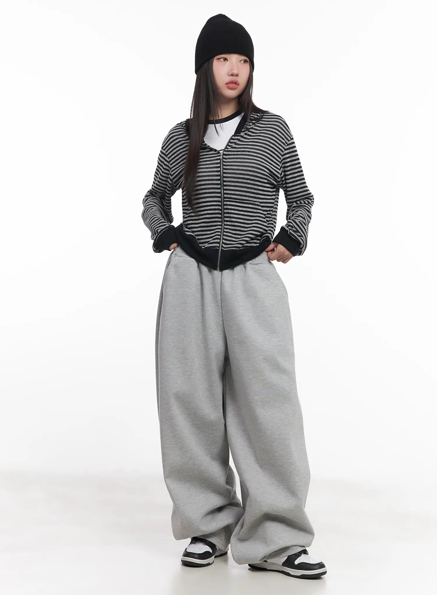 Striped Zip-Up Hoodie CU517 - Acubi style | LEWKIN Striped Zip-Up Hoodie CU517 - Acubi style | LEWKIN
