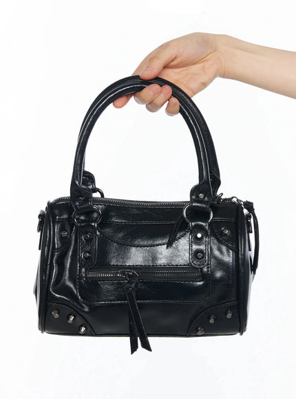 studded-crossbody-bag-iu509 / Black