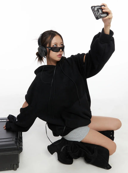 slit-urban-style-hoodie-cj513 / Black