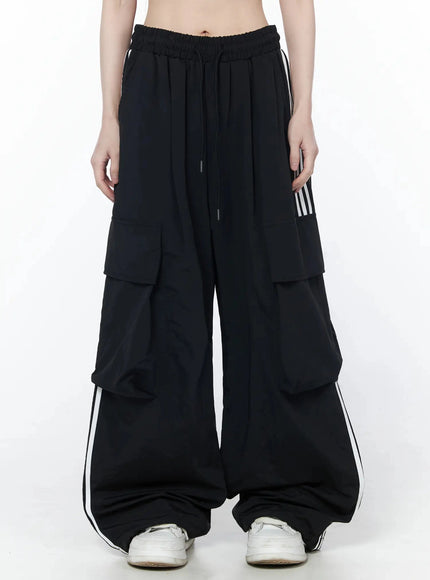 wide-leg-striped-nylon-cargo-pants-iu512 / Black