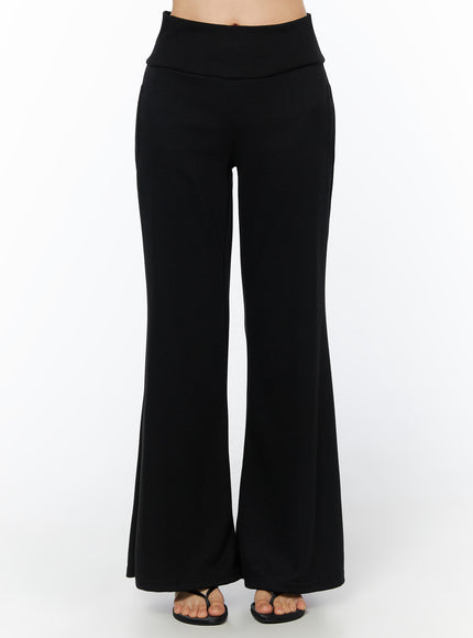 slim-fit-flared-yoga-pants-iu516 / Black