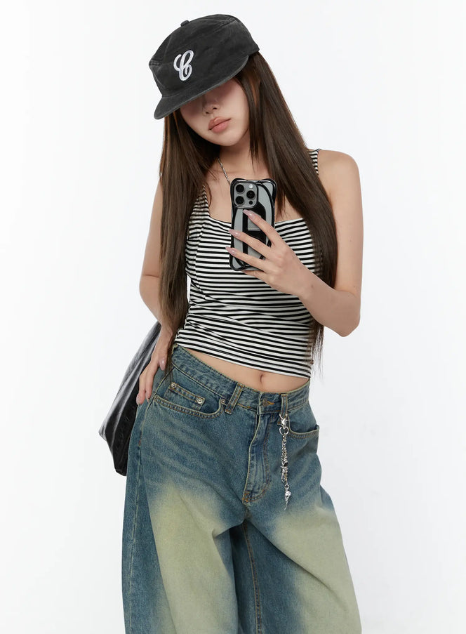 striped-padded-tank-top-cy519 / Black