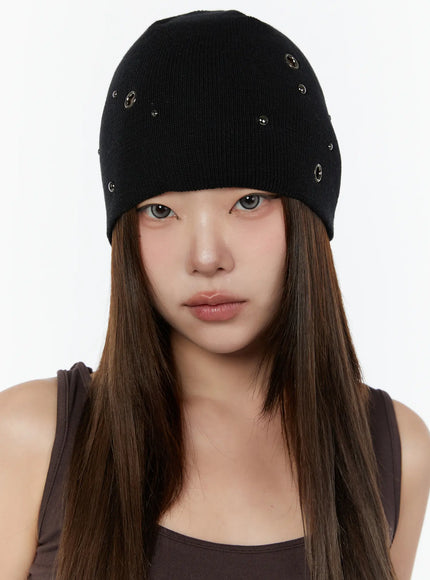 studded-rivet-beanie-cy519 / Black