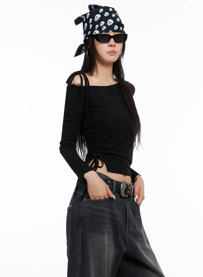 asymmetric-off-shoulder-long-sleeve-top-is515 / Black