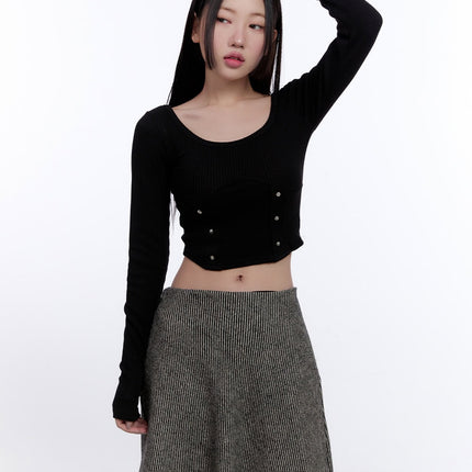 scoop-neck-long-sleeve-crop-top-cj509 / Black